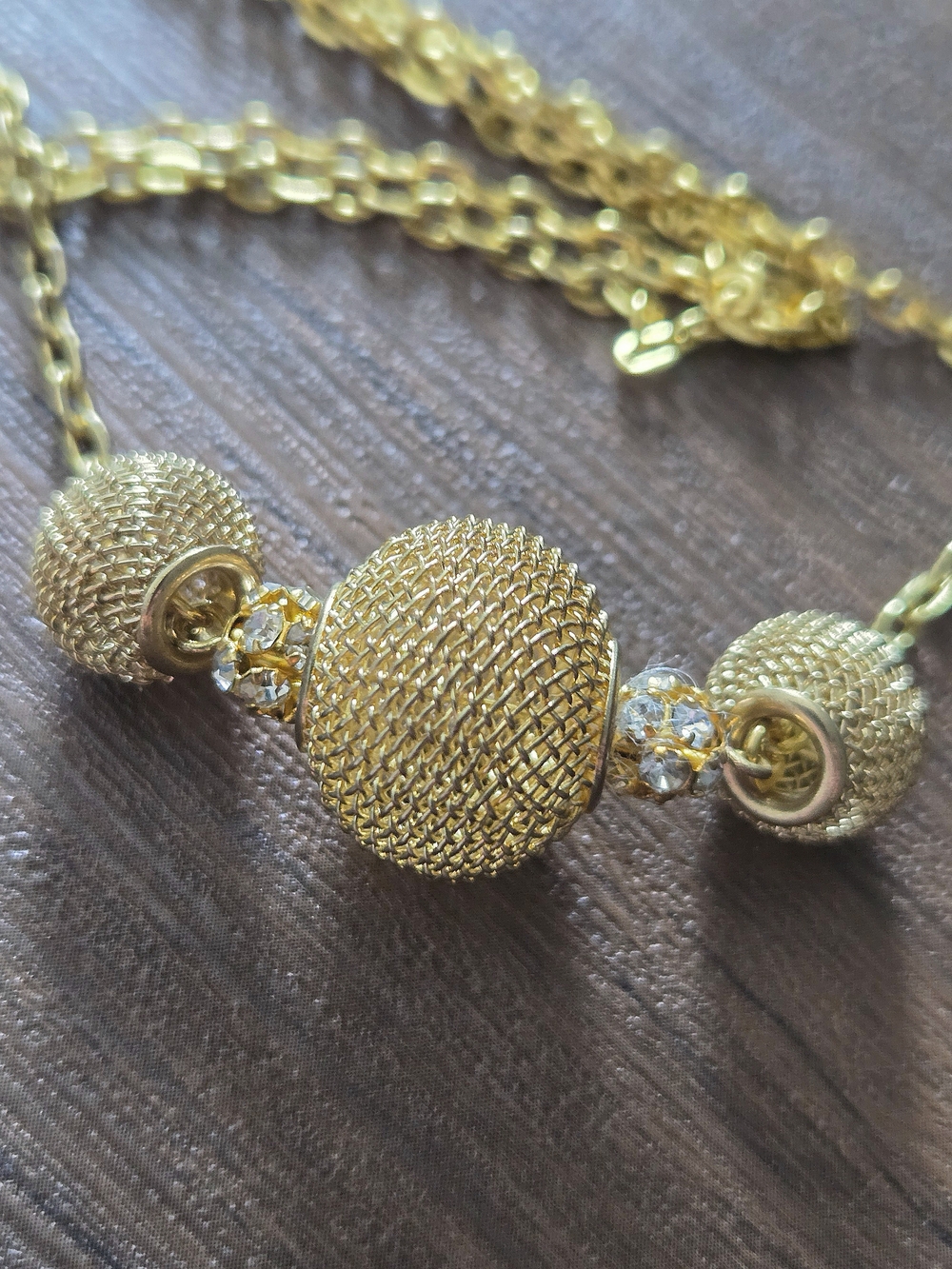 Y2K Woven Wire Mesh Ball Beads Rhinestone Rondelle Pullover Necklace Goldtone